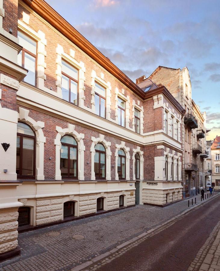 Ferenc Hotel & Restaurant Львов Экстерьер фото