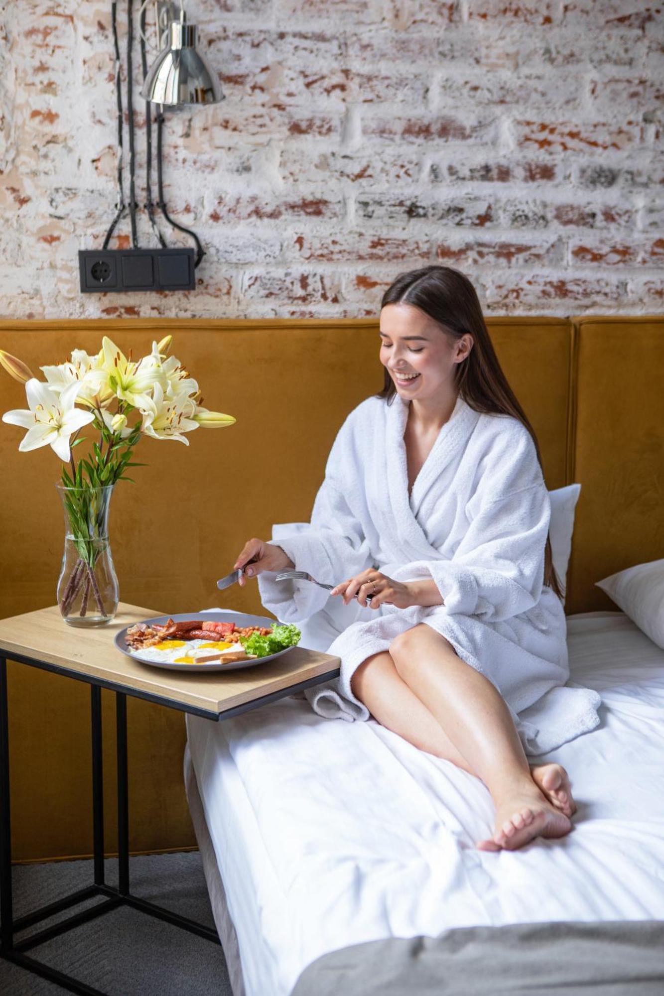 Ferenc Hotel & Restaurant Львов Экстерьер фото