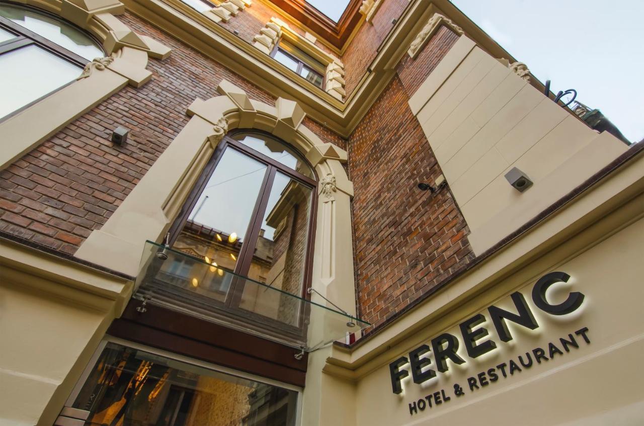 Ferenc Hotel & Restaurant Львов Экстерьер фото