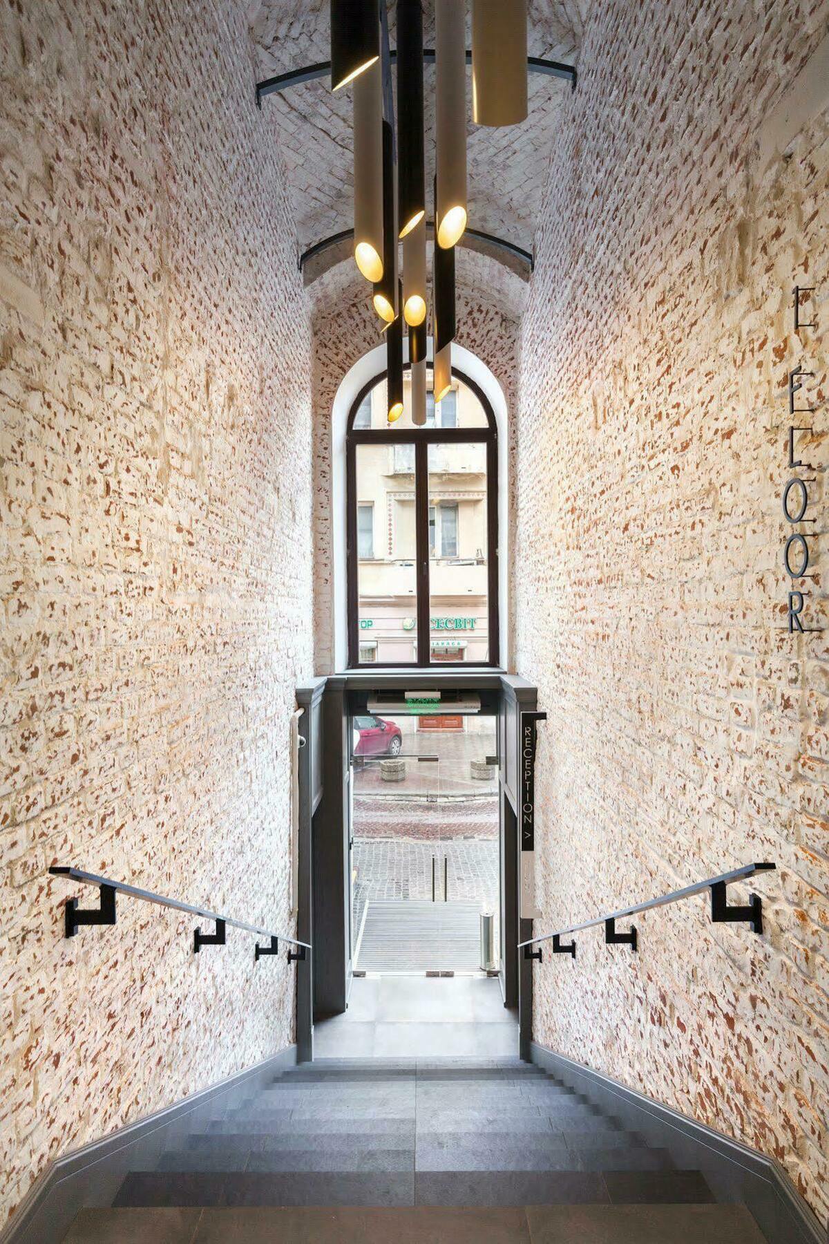 Ferenc Hotel & Restaurant Львов Экстерьер фото